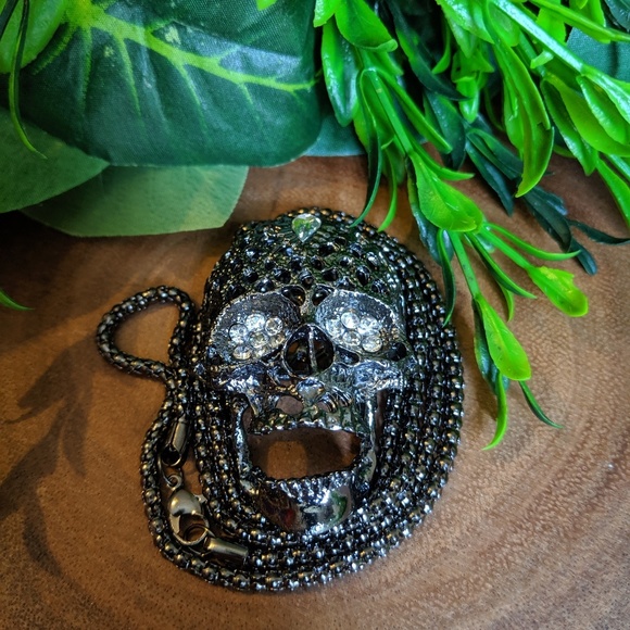 🆕Sugar Skull Chain🆕 - Picture 4 of 8